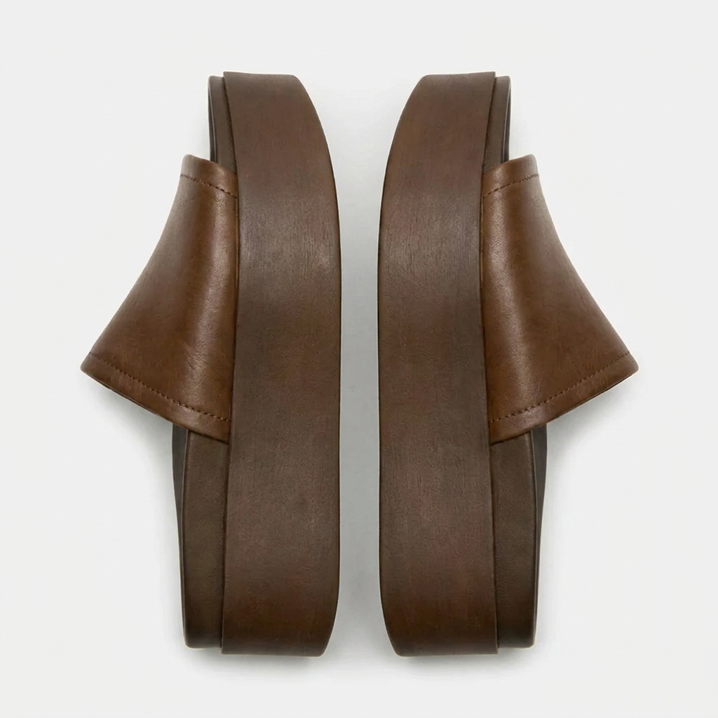Arwinn Cuero Plataforma Sandalias