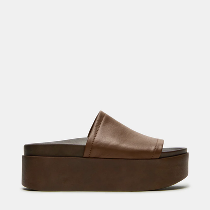 Arwinn Cuero Plataforma Sandalias