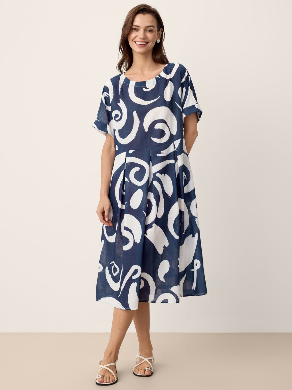 Vestido midi de lino con estampado abstracto y cintura plisada PRIYA
